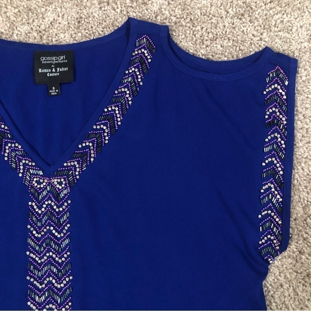 Romeo & Juliet Couture Gossip Girl Beaded Blue Cold Shoulder Top Small - Picture 3 of 8